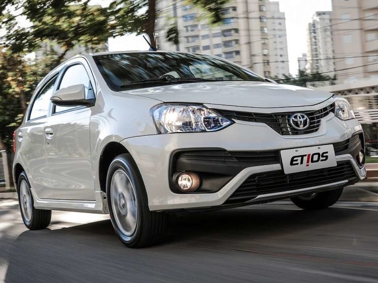 TOYOTA ETIOS 2021 → Preço, Versões Hatch e Sedan, Consumo e Itens
