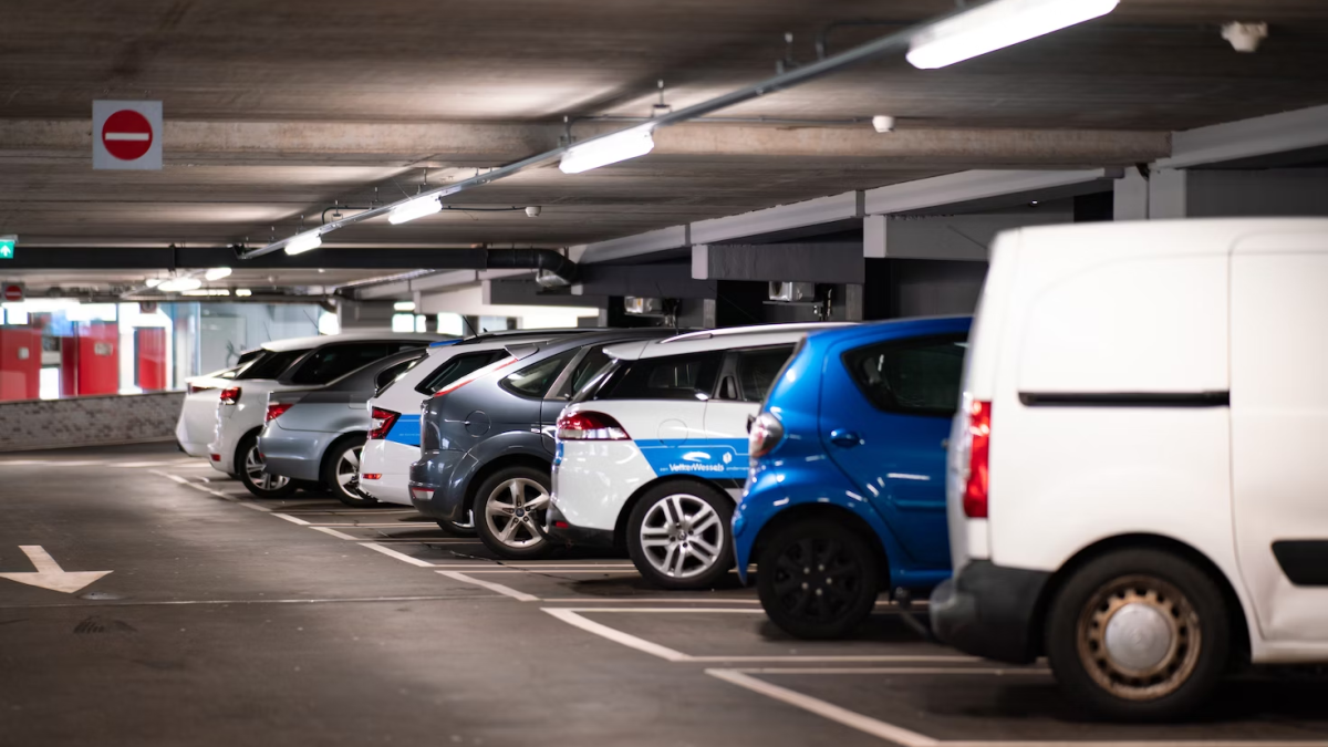 Dicas para evitar transtornos ao estacionar o carro na garagem