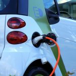 Quanto tempo demora para carregar um carro elétrico?